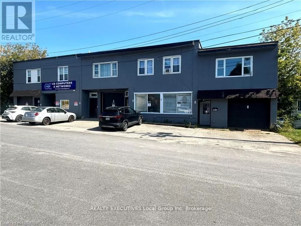 Multi-Tenant Industrial for rent: C - 245 Mattawa Street, North Bay, Ontario P1B 4M2