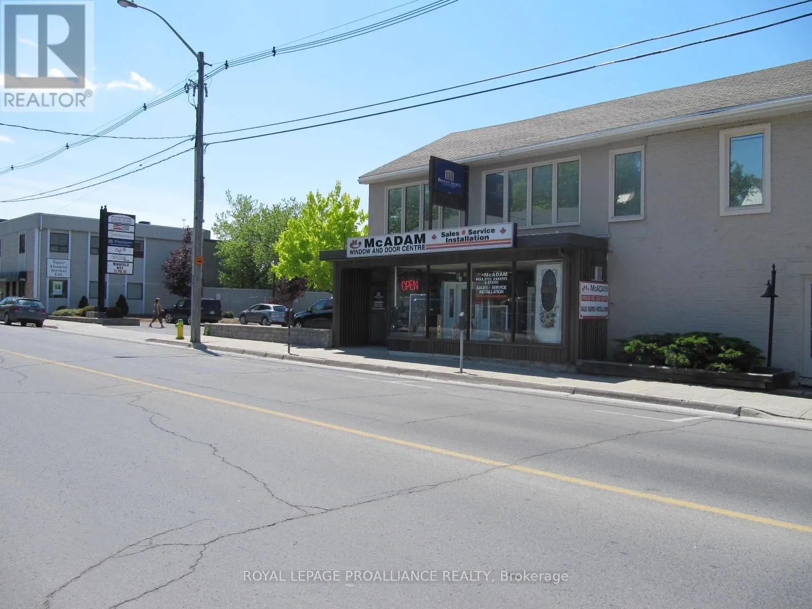 Offices for rent: C - 354 Pinnacle Street, Belleville, Ontario K8N 3B4