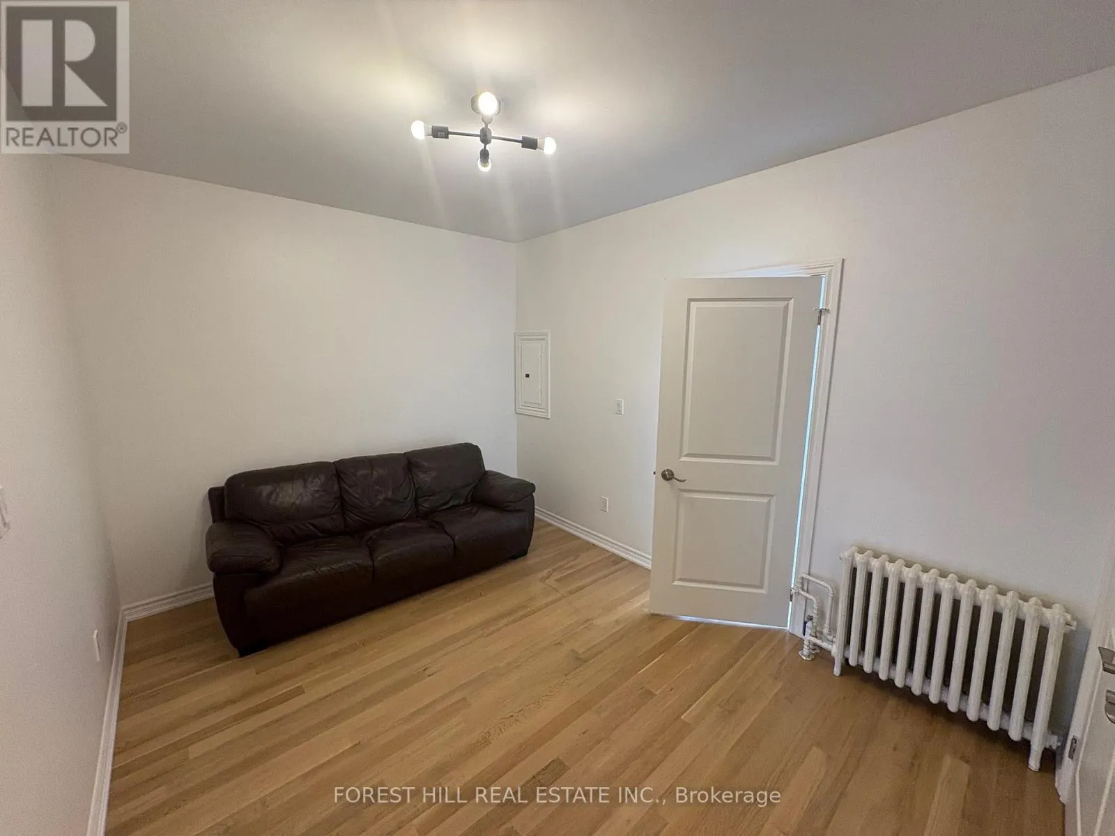 Other for rent: C - 756 Queen Street W, Toronto, Ontario M6J 1E9