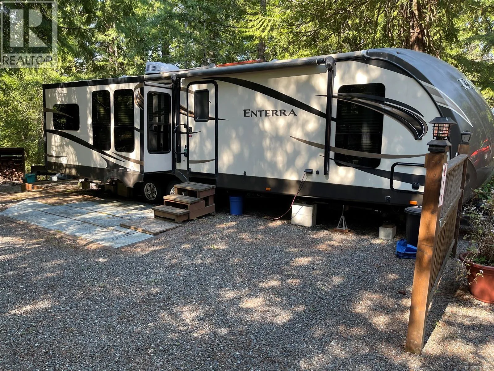 Recreational for rent: C-11 2650 Turnbull Rd, Bowser, British Columbia V0R 1G0