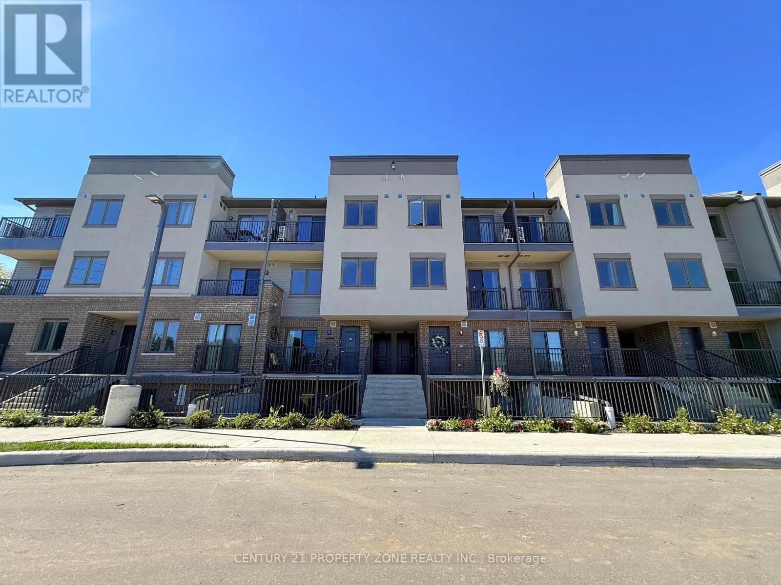 Row / Townhouse for rent: C60 - 370 Fisher Mills Road, Cambridge, Ontario N3C 0G8