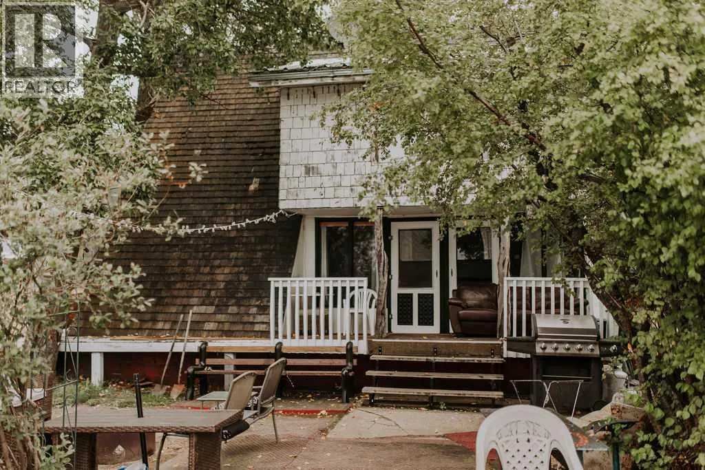 Recreational for rent: Cabin 62 Clear Lake, Rural Wainwright No. 61, M.D. of, Alberta T9W 1S8