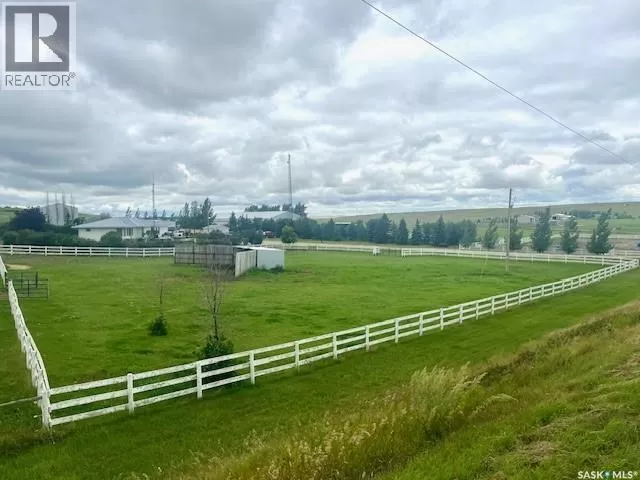 House for rent: Cadrain Acres, Swift Current Rm No. 137, Saskatchewan S9H 5K8