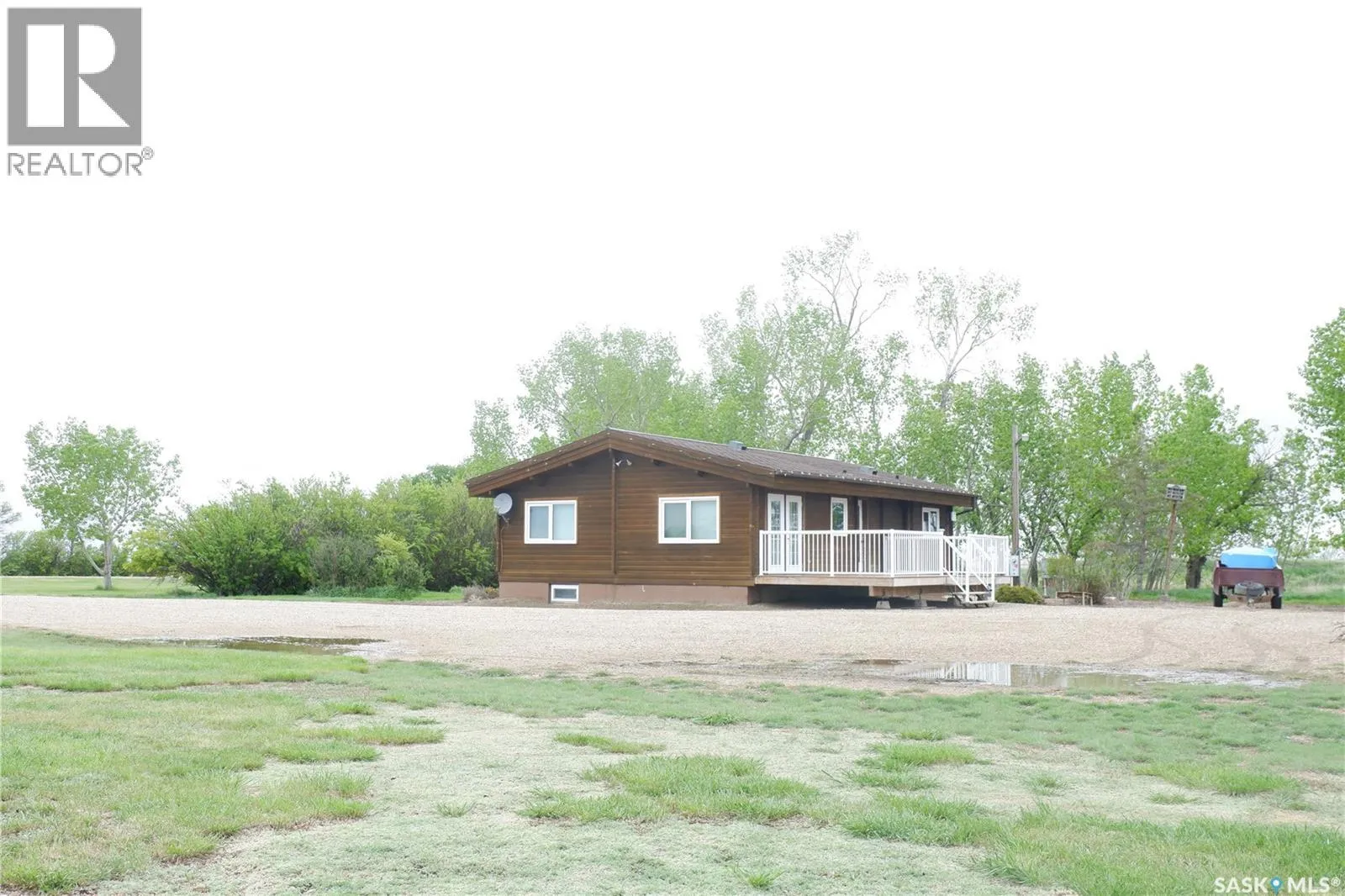 House for rent: Carrobourg Acreage, Gravelbourg Rm No. 104, Saskatchewan S0H 1X0