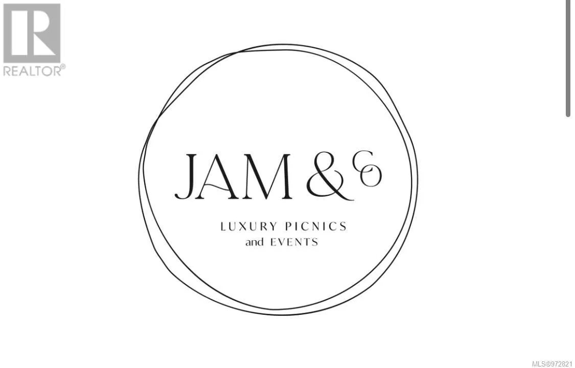 Cls Cls, Comox, British Columbia V9M 2X9