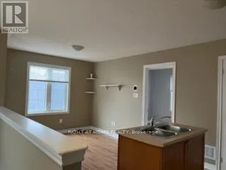 House for rent: Coach House - 7 Ivy Stone Court, Markham, Ontario L6B 1H6