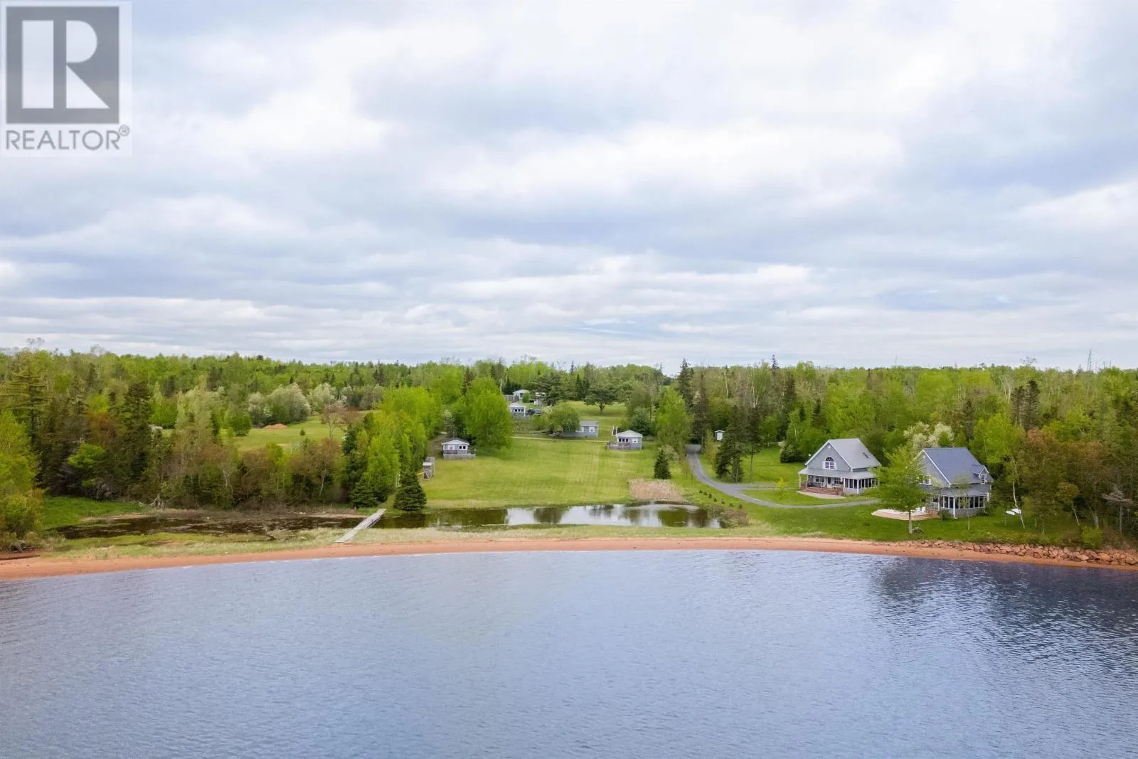 Recreational for rent: Cottage 8 237 Kayes Road|deroma Waterfront Cottages, Georgetown Royalty, Prince Edward Island C0A 1L0