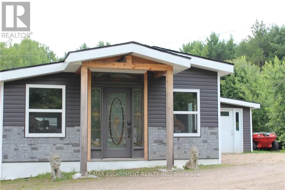 Other for rent: Cottage A & B - 26797 Highway 60 Highway, South Algonquin, Ontario K0J 2M0