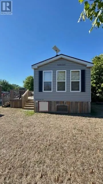 Mobile Home for rent: Crl07 - 486 County Road 18, Prince Edward County, Ontario K0K 1P0