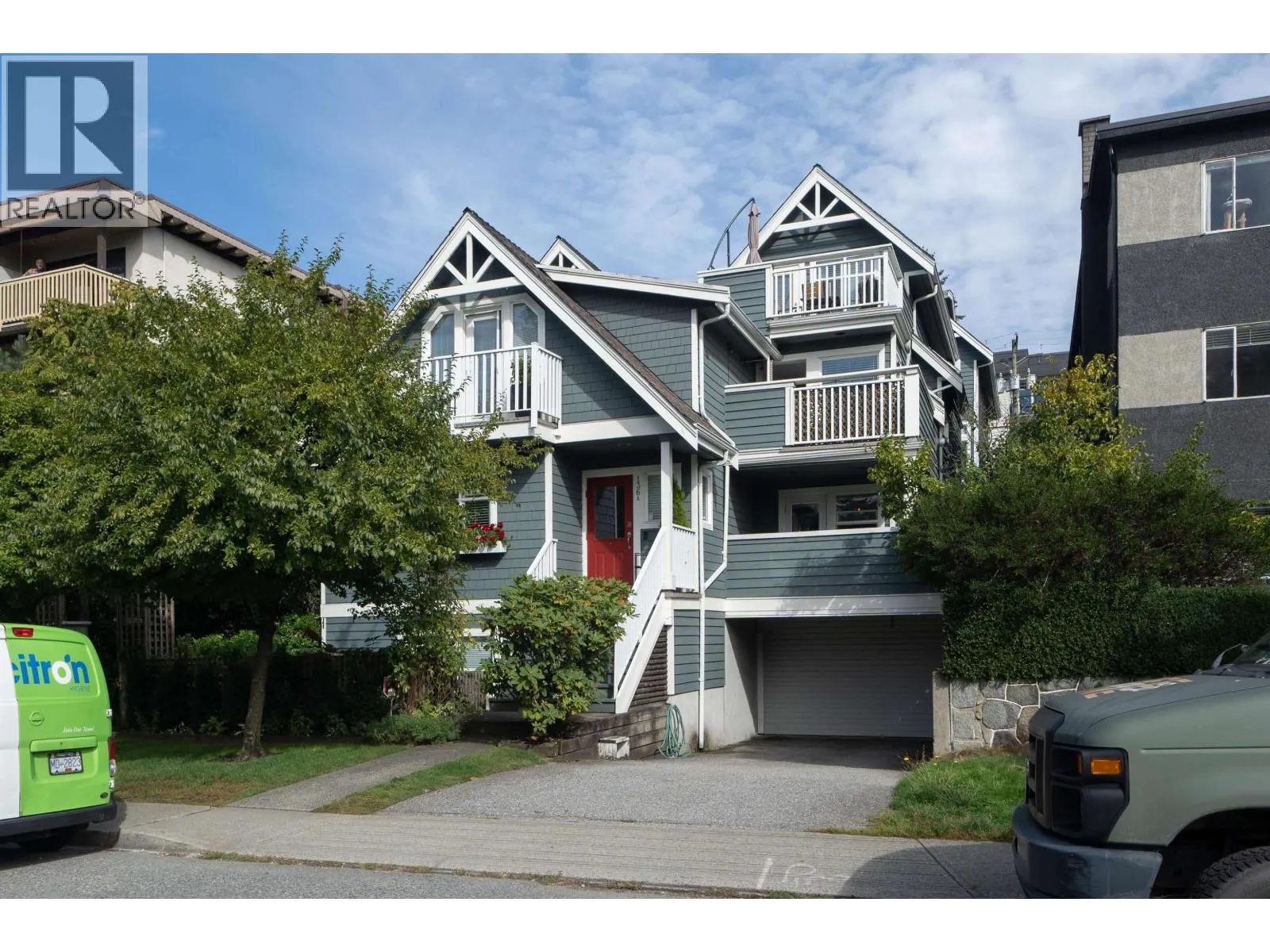 Row / Townhouse for rent: D 136 W 4th Street, North Vancouver, British Columbia V7M 1H5