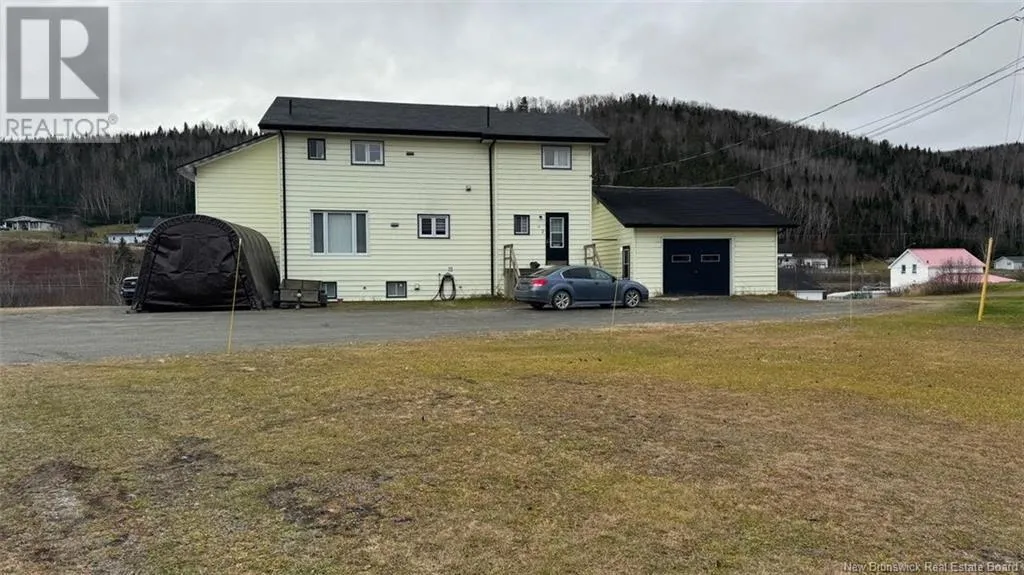 Triplex for rent: Des Loisirs, Lac Baker, New Brunswick E7A 1J1