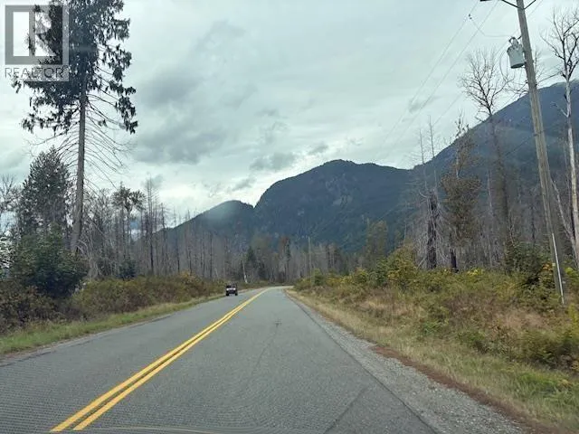 Dl990 Nw Magee Road, Squamish, British Columbia V0N 3G0