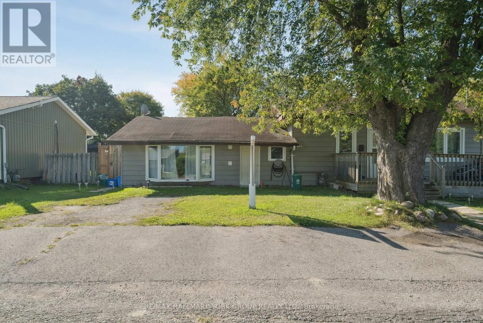 House for rent: (east) - 351 Winnifred Drive, Georgina, Ontario L4P 3B6
