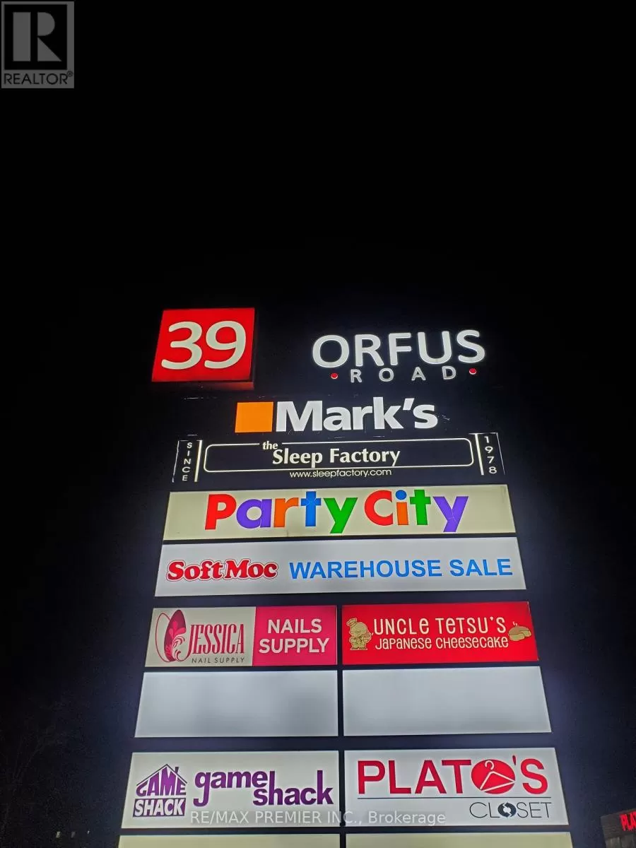 F - 39 Orfus Road, Toronto, Ontario M6A 1L7