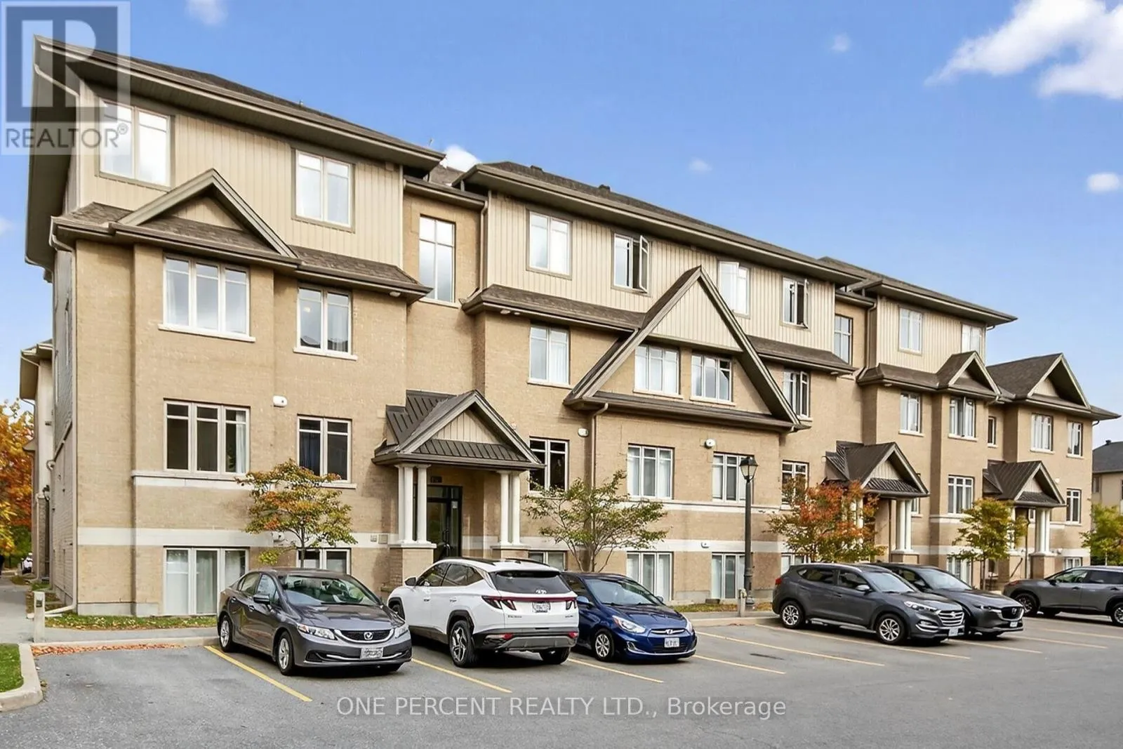 Apartment for rent: F - 66 Tipperary Private, Ottawa, Ontario K2J 2T3