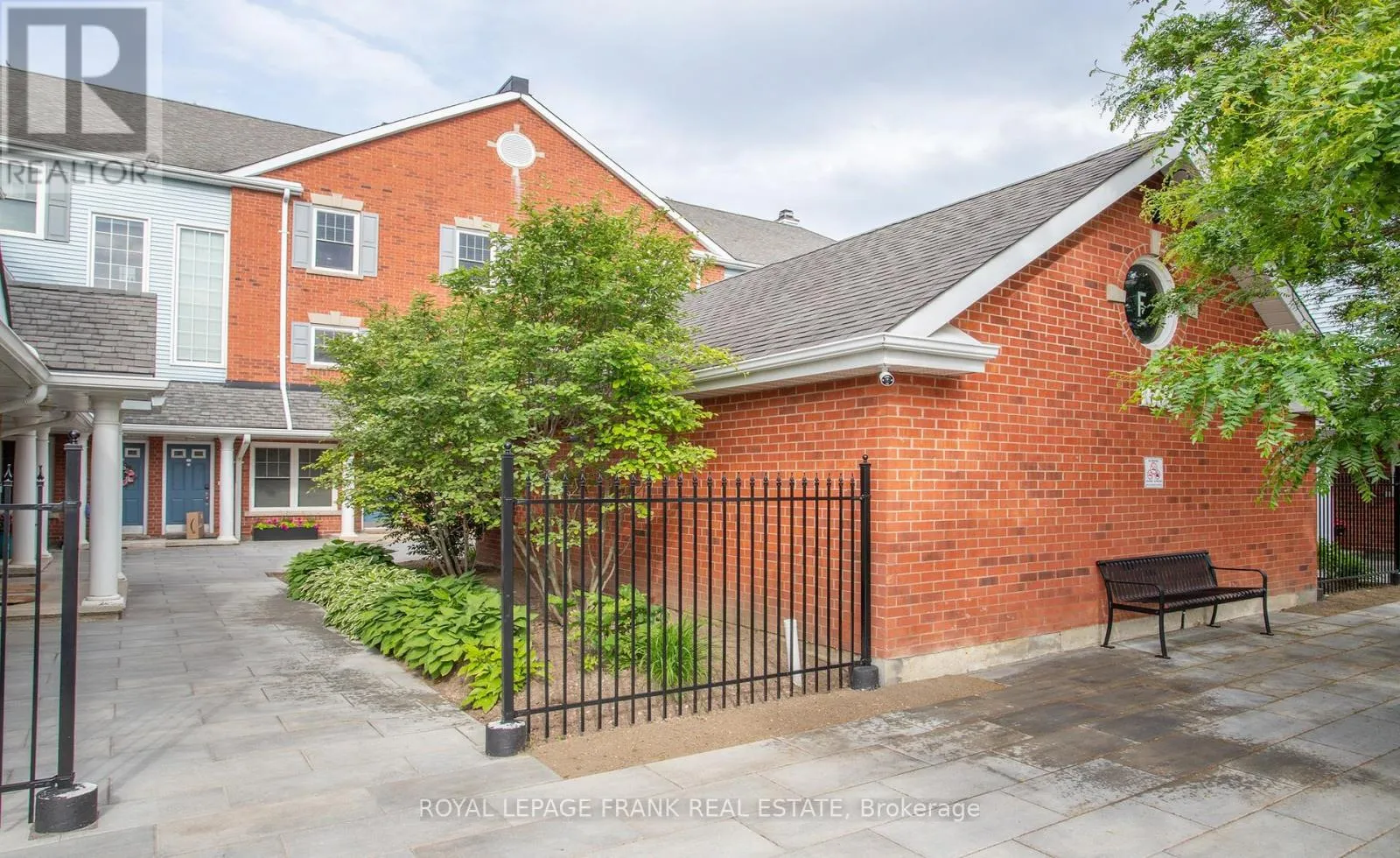 Row / Townhouse for rent: F12 - 1667 Nash Road, Clarington, Ontario L1E 1S8