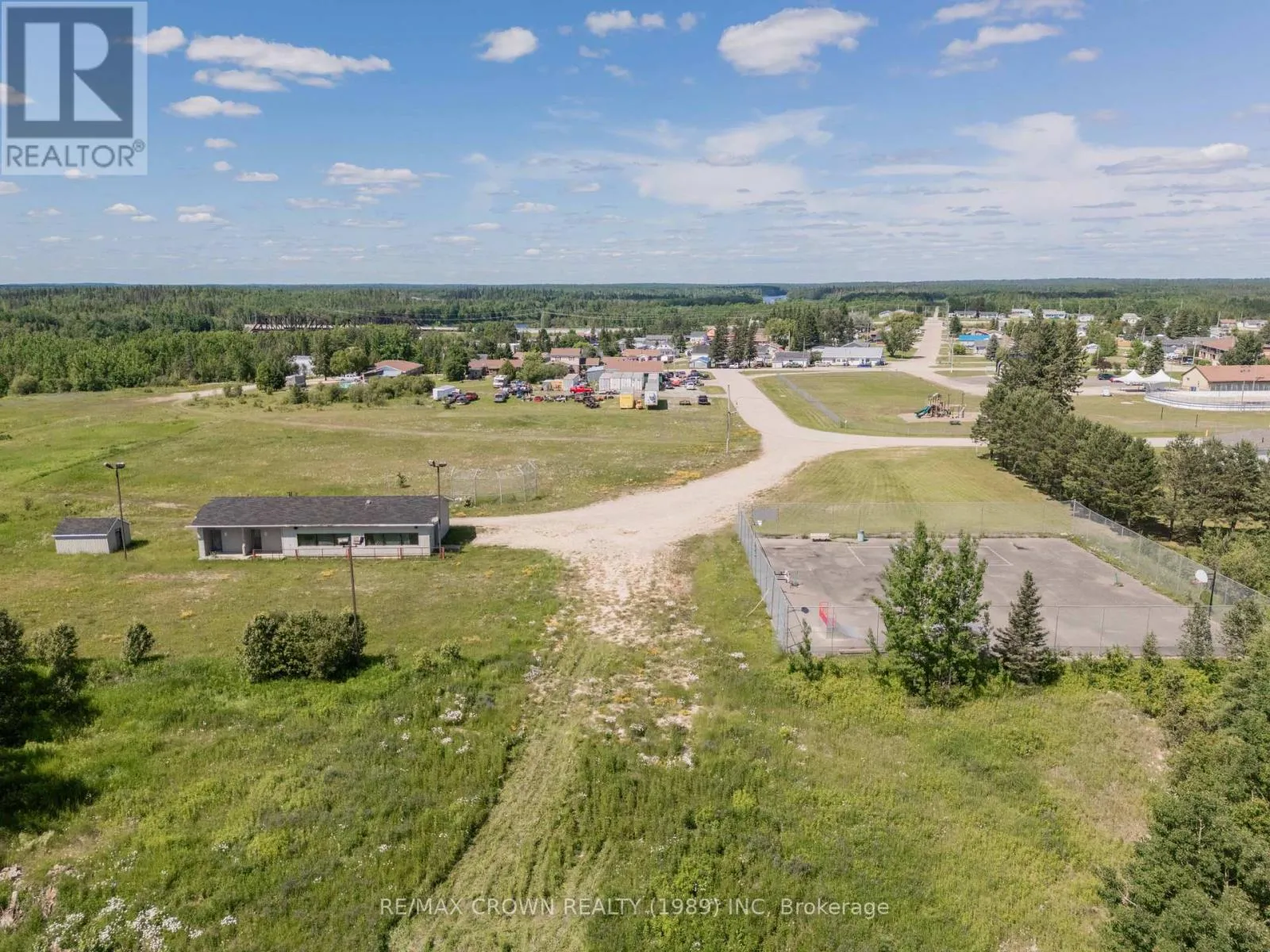 Fauquier - Pt2 Pt3 Of Cr347, Filion Street, Kapuskasing, Ontario P0L 1G0