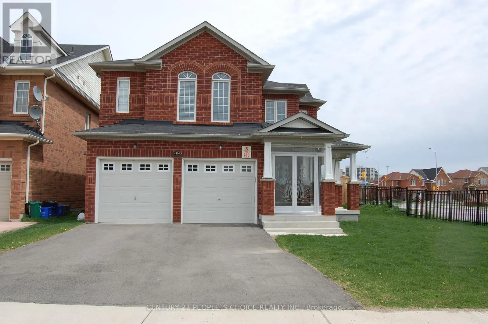 House for rent: First And Second Floor - 4845 Potomac Court, Mississauga, Ontario L5R 0B1