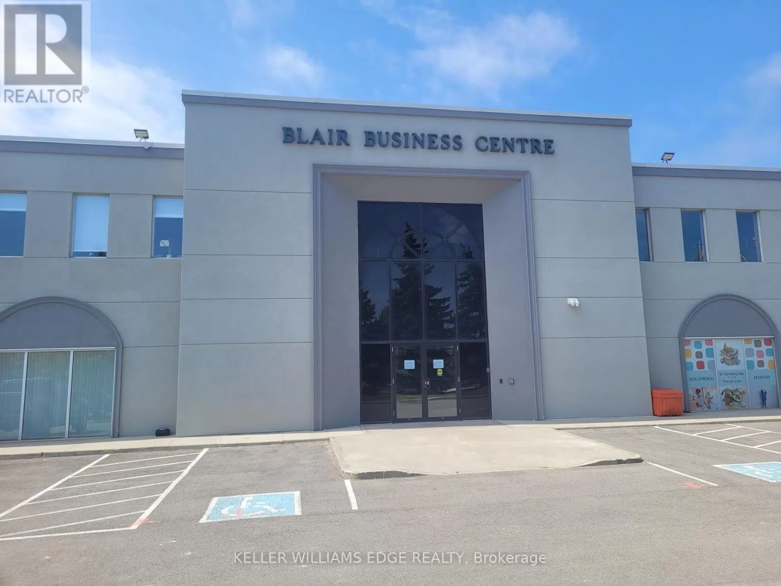 Warehouse for rent: G - 1160 Blair Road, Burlington, Ontario L7M 1K9