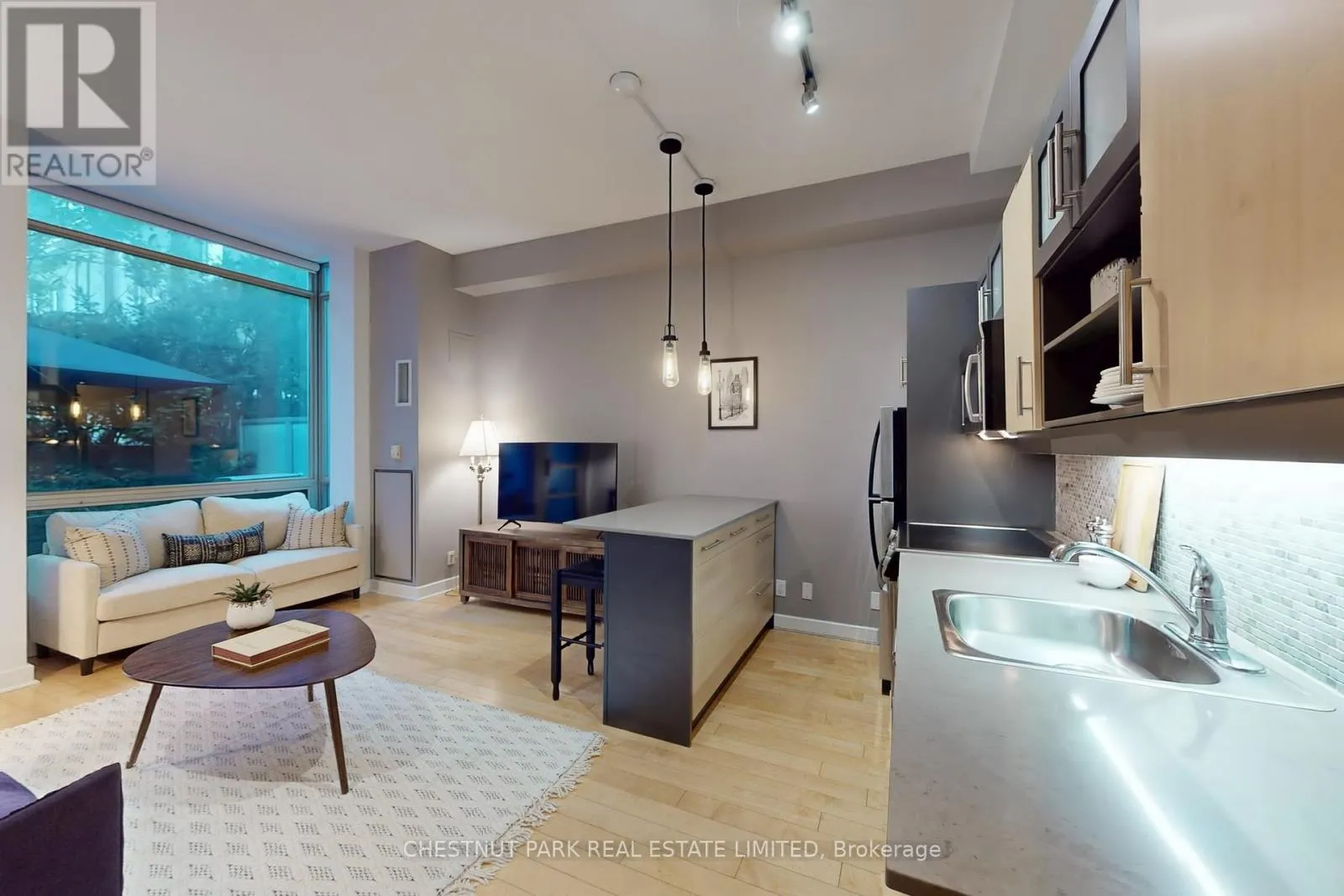 Apartment for rent: G06 - 350 Wellington Street W, Toronto, Ontario M5V 3W9