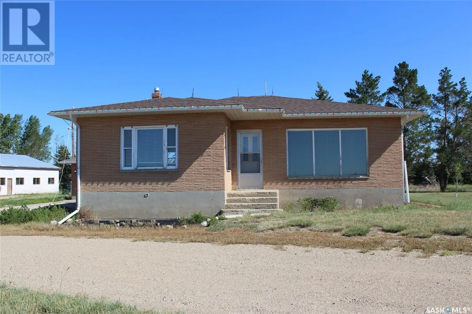House for rent: Gravelbourg Acreage, Gravelbourg Rm No. 104, Saskatchewan S0H 1X0