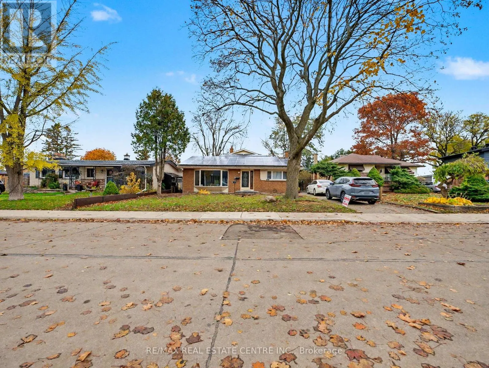 House for rent: Ground Floor - 19 Verona Place, Hamilton, Ontario L9C 1S8