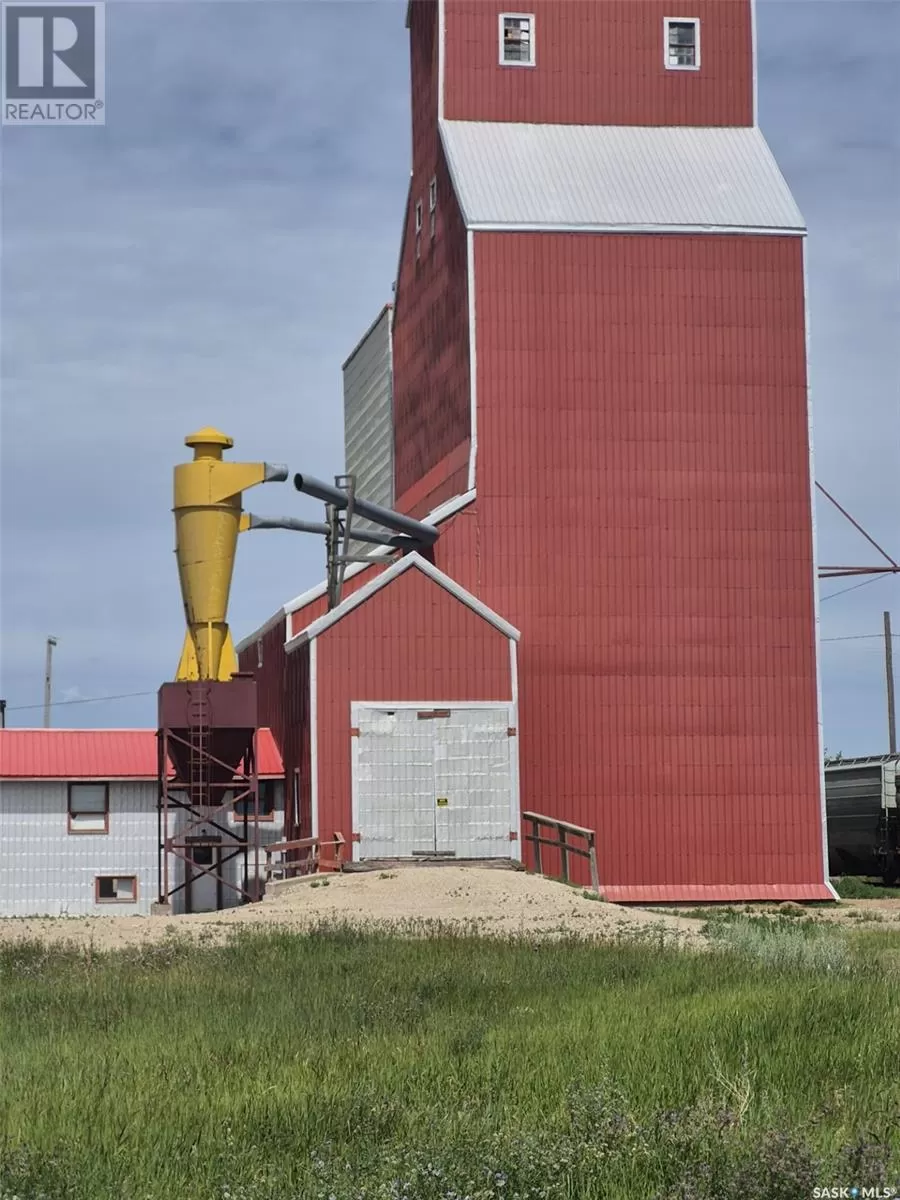Unknown for rent: Gust Elevator, Davidson, Saskatchewan S0G 1A0