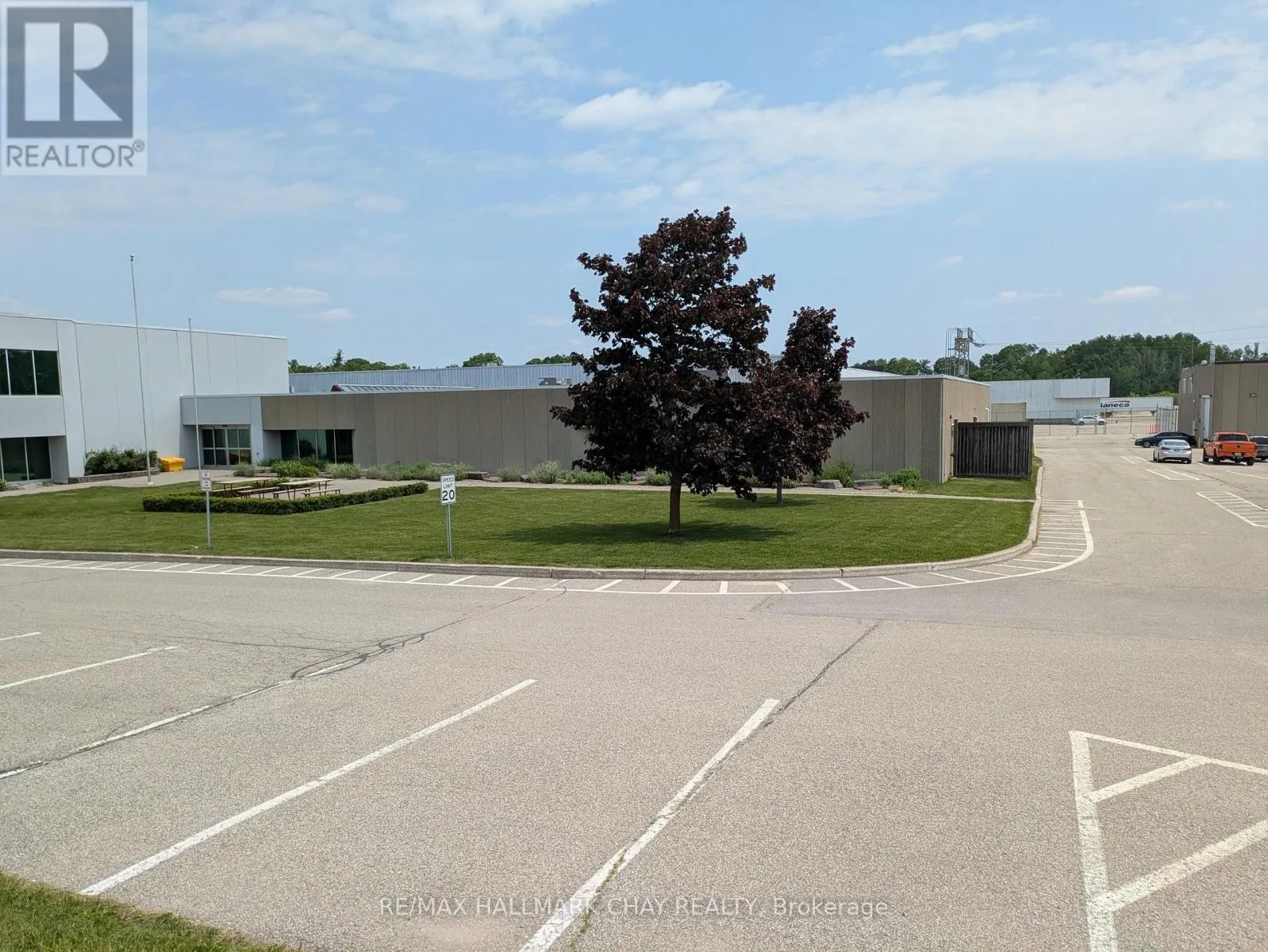 Offices for rent: H - 279 Bayview Drive, Barrie, Ontario L4N 8X9