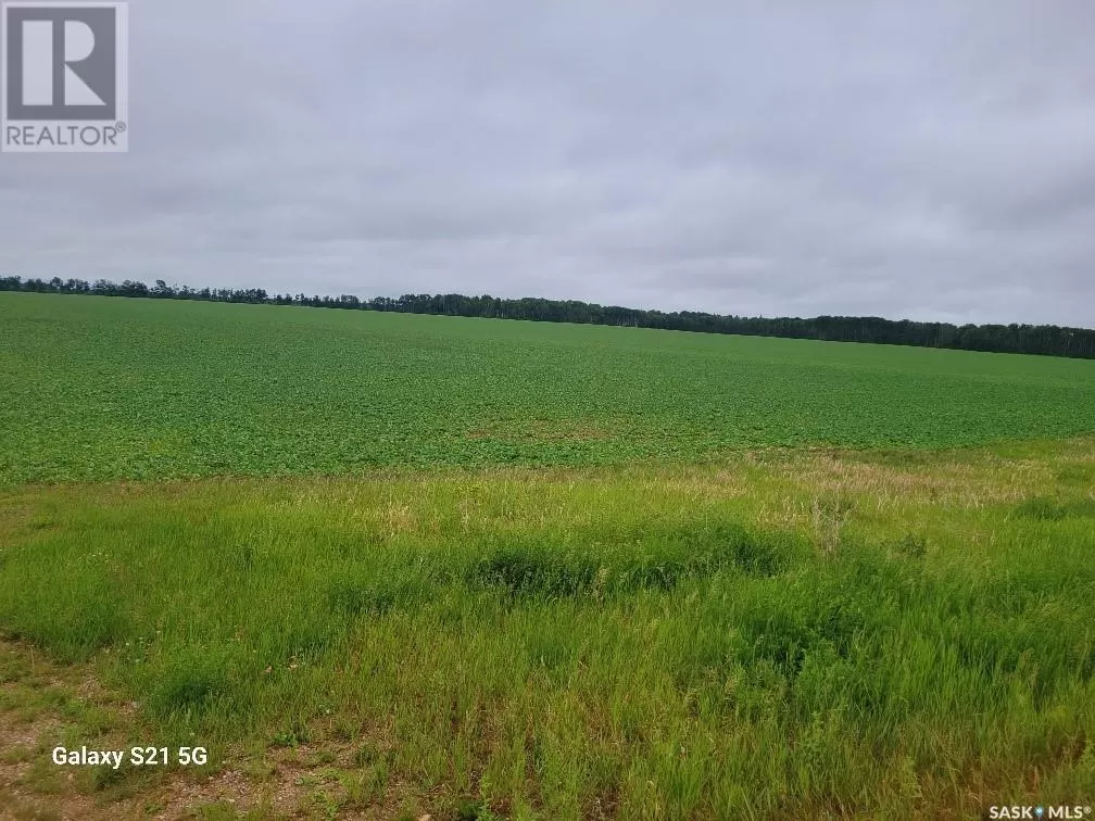 Unknown for rent: Hewalo Farm, Torch River Rm No. 488, Saskatchewan S0J 3B0