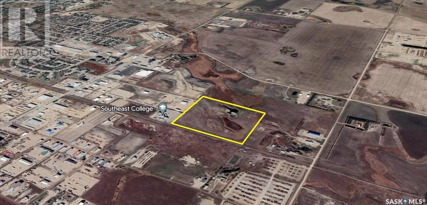 Unknown for rent: High Profile Comm Land - South Parcel, Estevan Rm No. 5, Saskatchewan S4A 2A1