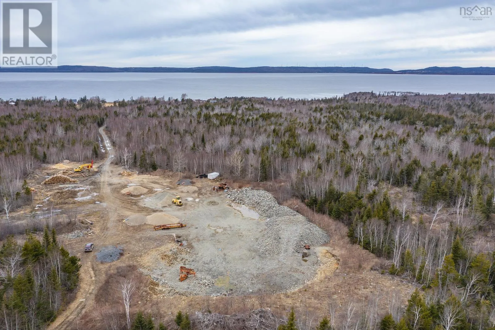 Highway 101, Plympton, Nova Scotia B0W 3T0