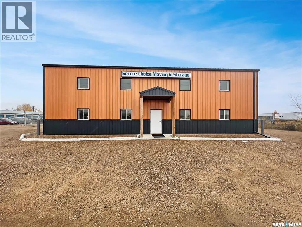 Warehouse for rent: Hwy 2 East Service Road, Prince Albert Rm No. 461, Saskatchewan S6V 0V8