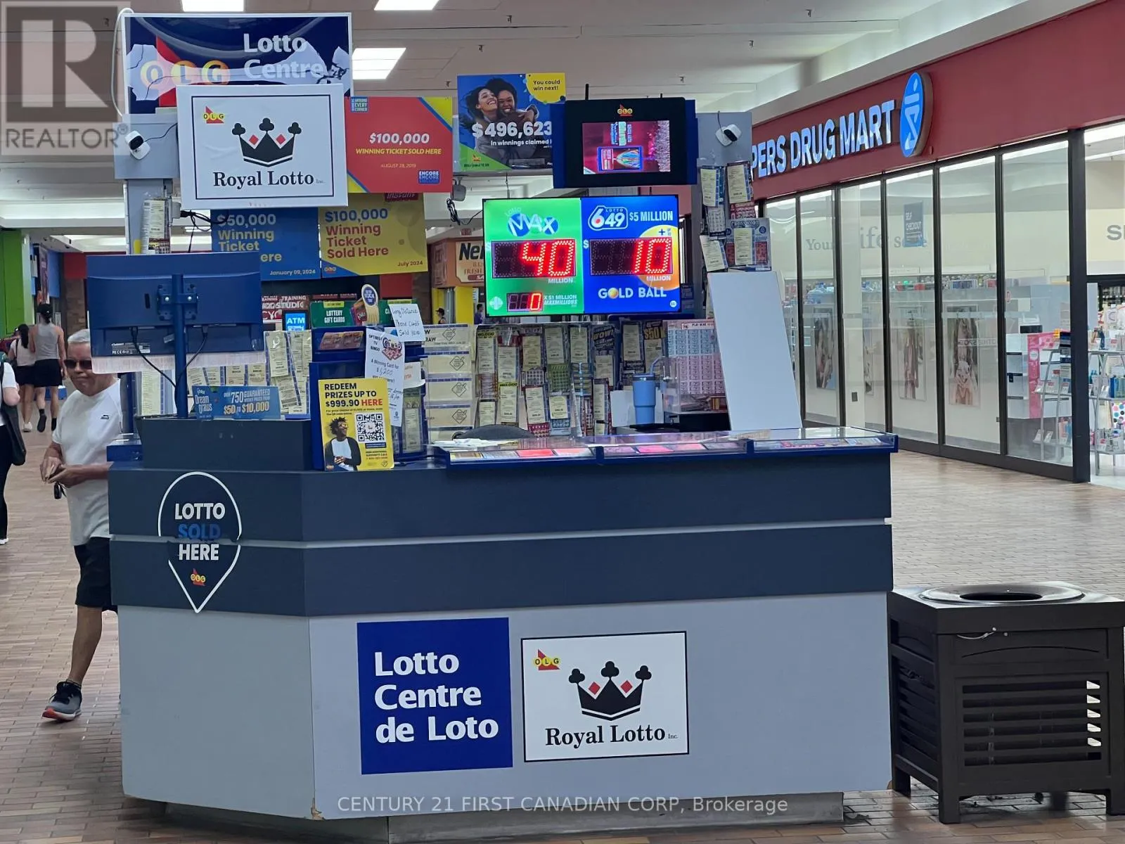 K3 - 1225 Wonderland Road N, London North, Ontario N6G 2V9