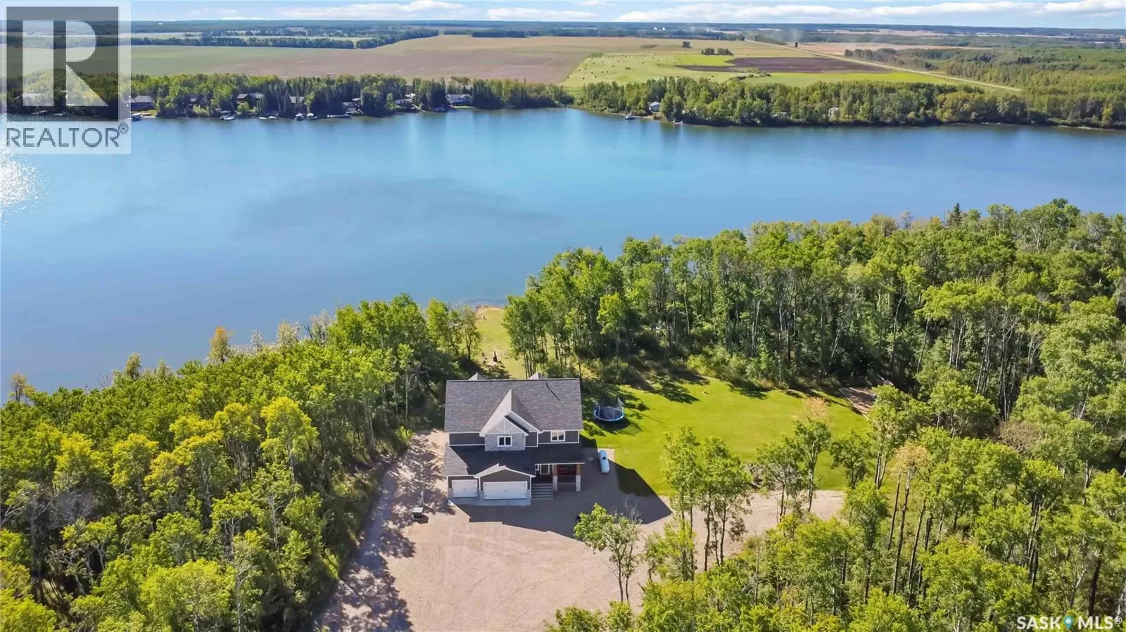 House for rent: Lakefront Luxury On Little Loon, Parkdale Rm No. 498, Saskatchewan S0M 0Y0
