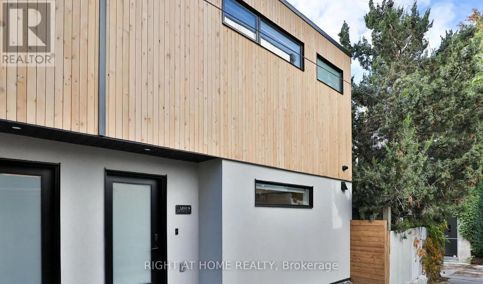 Other for rent: Laneway - Unit #4 - 68 Foxley Street, Toronto, Ontario M6J 1R2