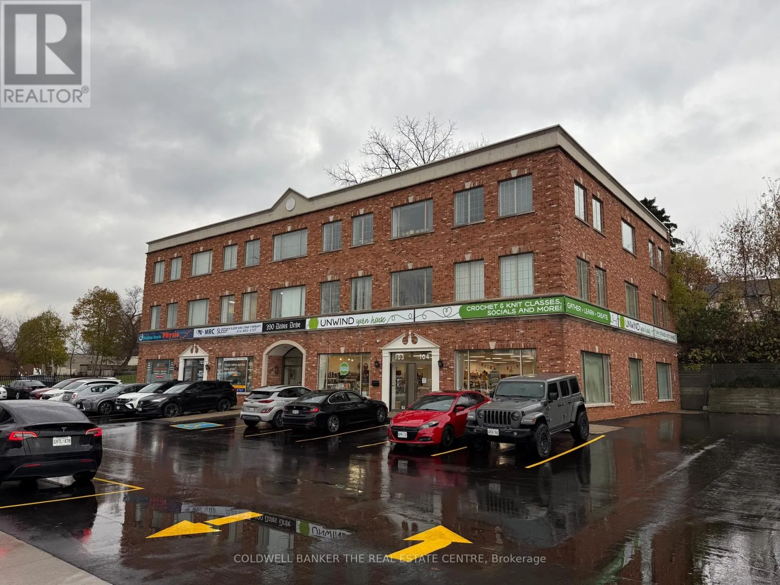 Offices for rent: Ll1 - 390 Davis Drive, Newmarket, Ontario L3Y 7T8