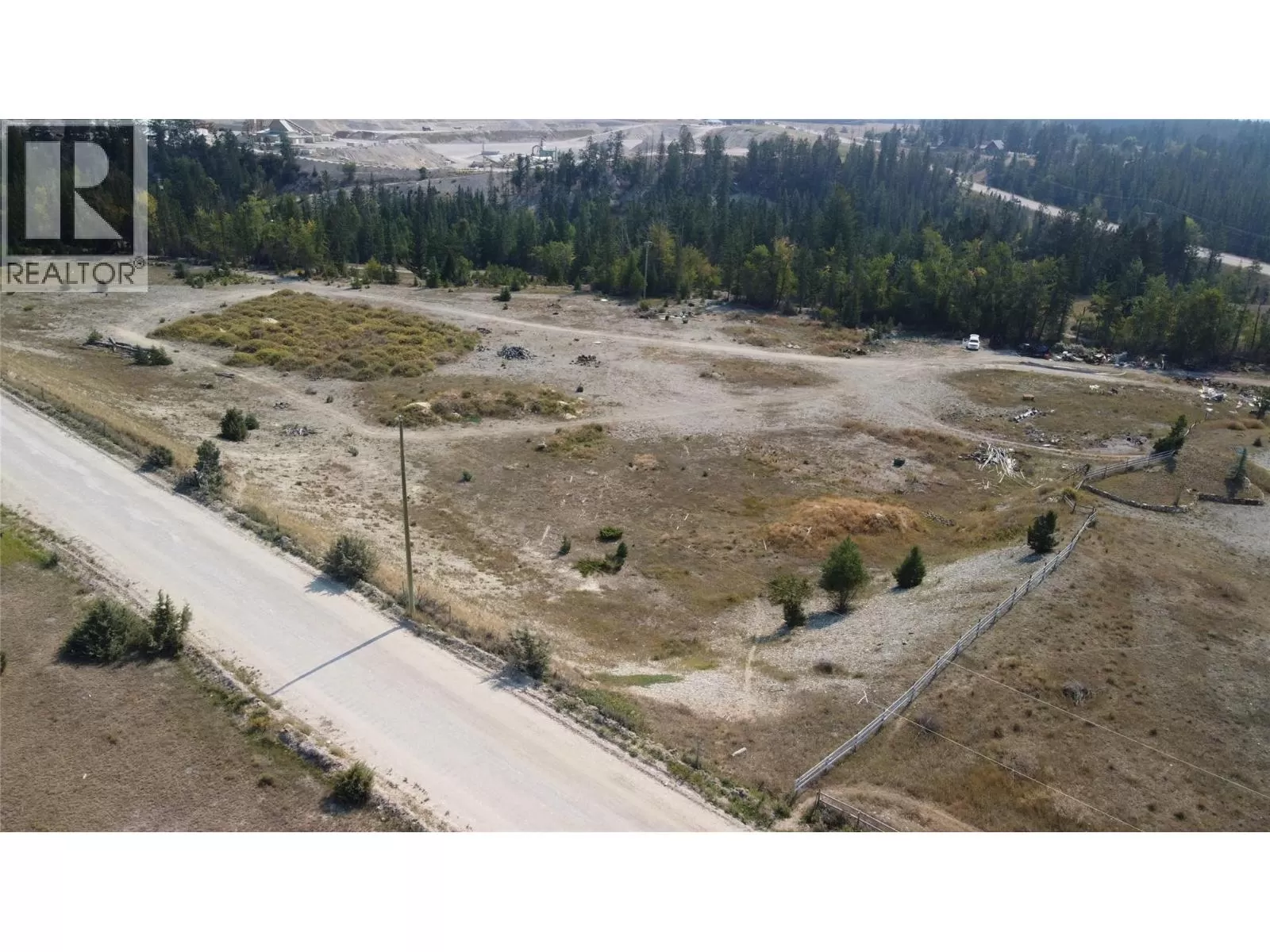 Other for rent: Lot 1 93/95 Highway Lot# 1, Windermere, British Columbia V0B 2L0
