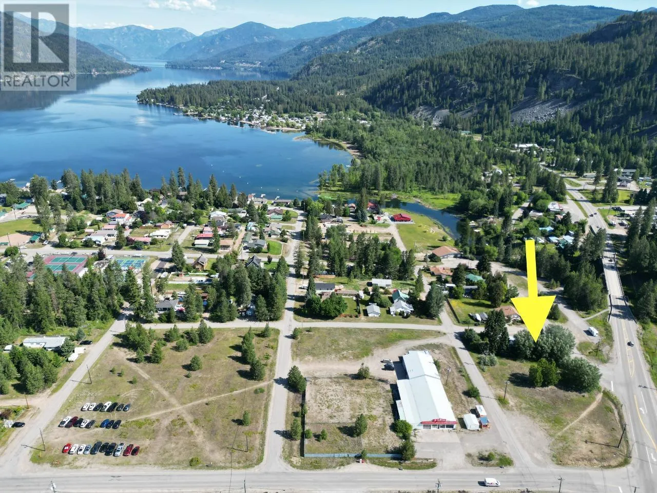 Other for rent: Lot 1 Griswald Road, Christina Lake, British Columbia V0H 1E0