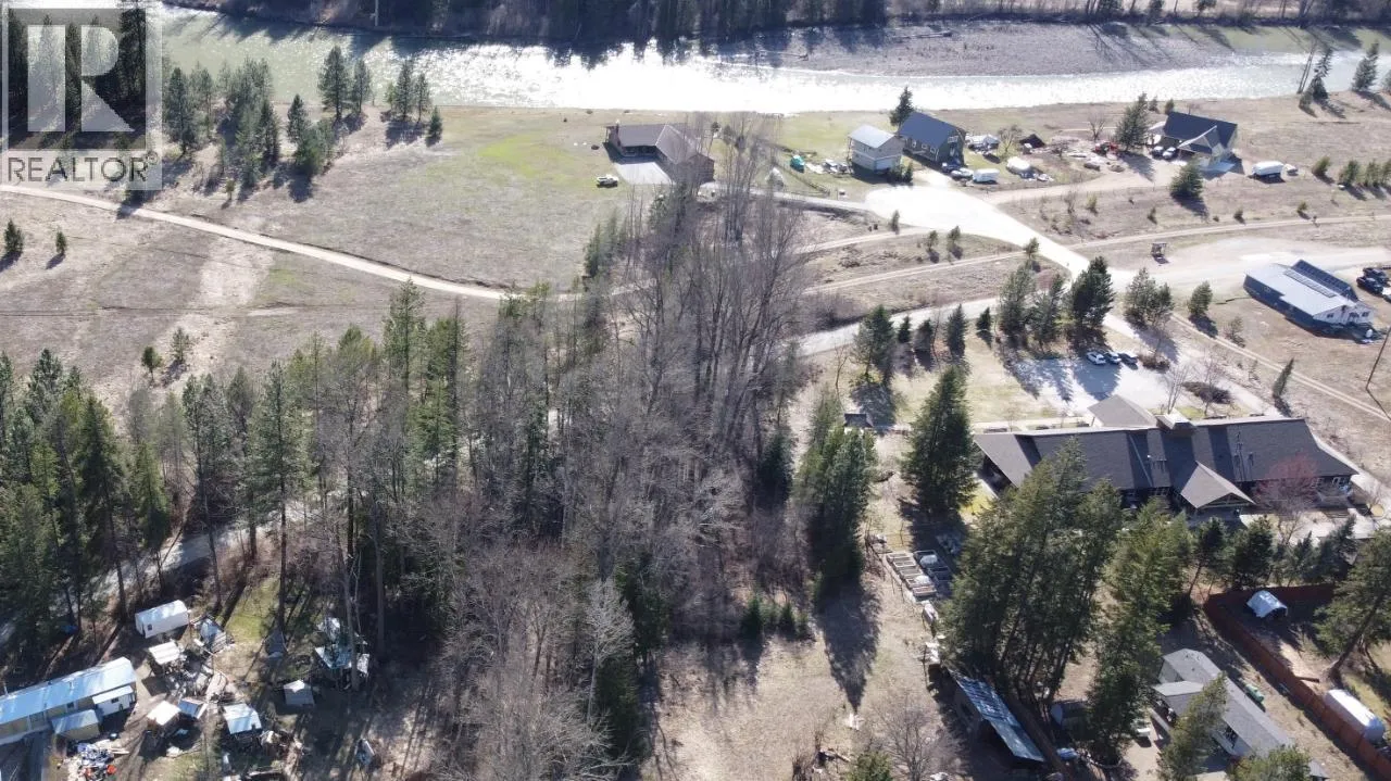 Other for rent: Lot 1 Passmore Old Road, Passmore, British Columbia V0G 2J0