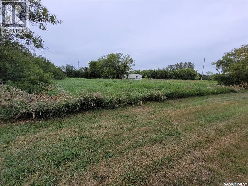 Unknown for rent: Lot 20-23 Main Street, Ruddell, Saskatchewan S0M 2S0