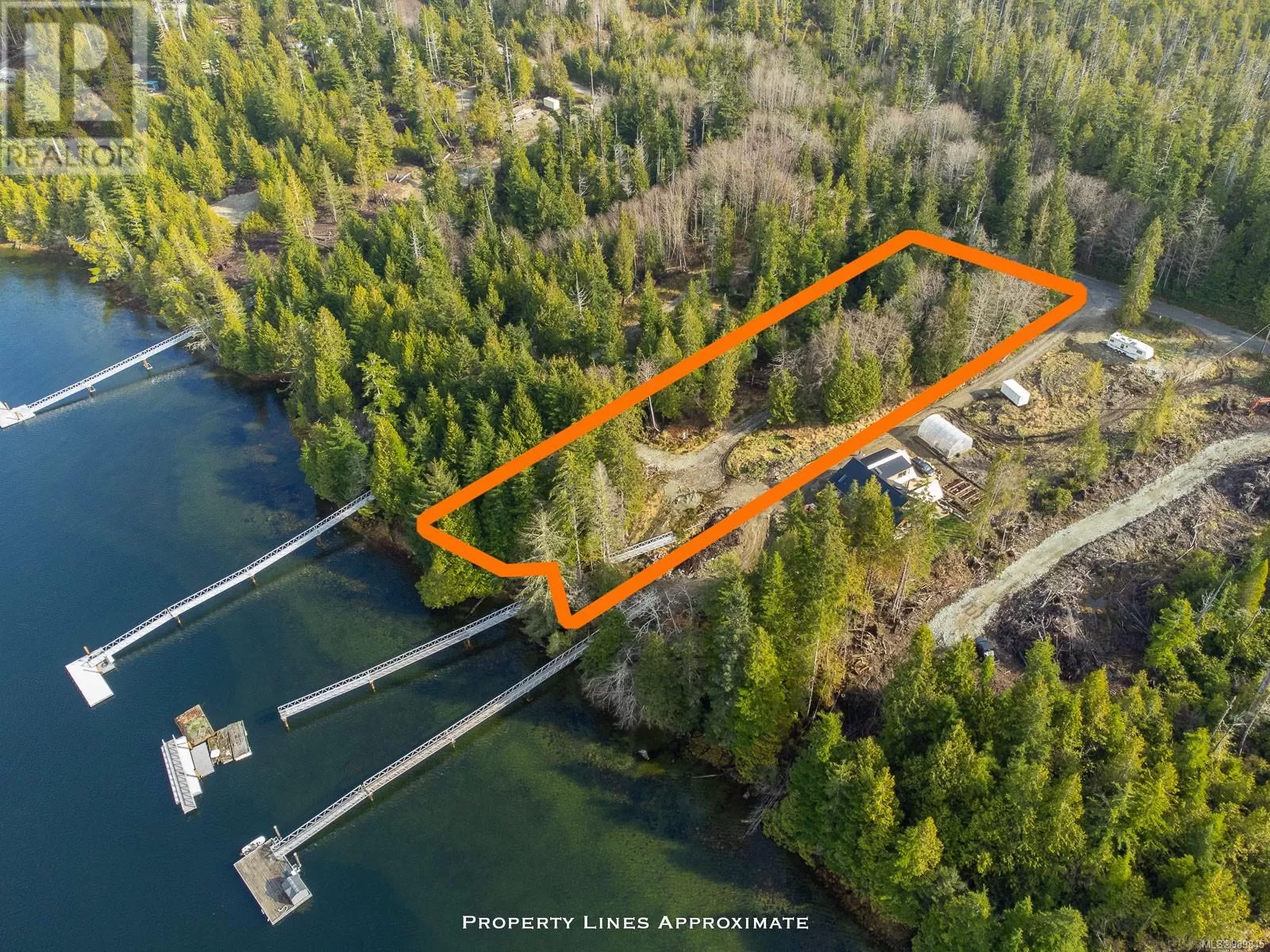Lot 5 Bamfield Rd S, Bamfield, British Columbia V0R 1B0