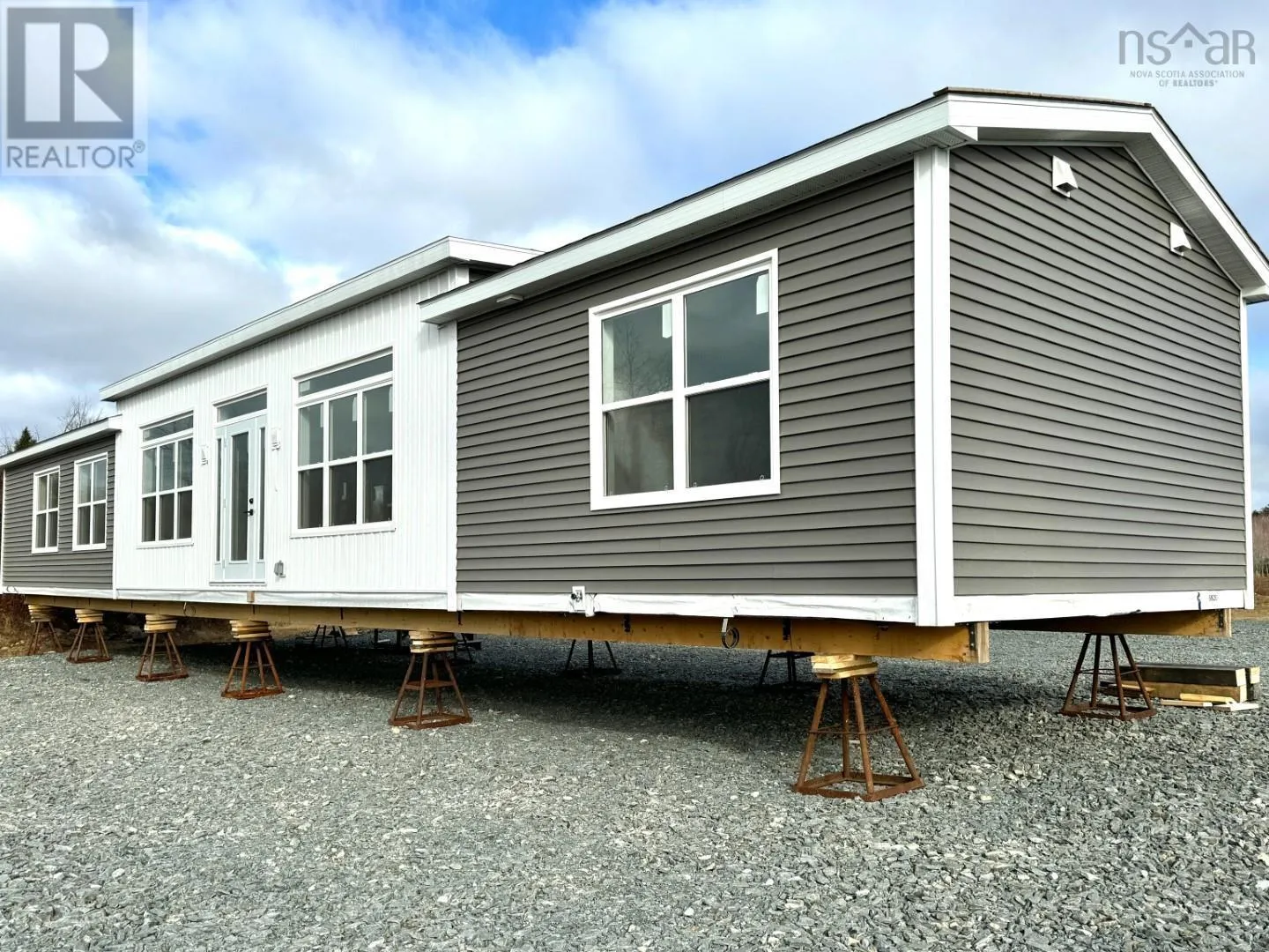 Mobile Home for rent: Lot 6 Waterloo Road, Waterloo, Nova Scotia B4V 5S7