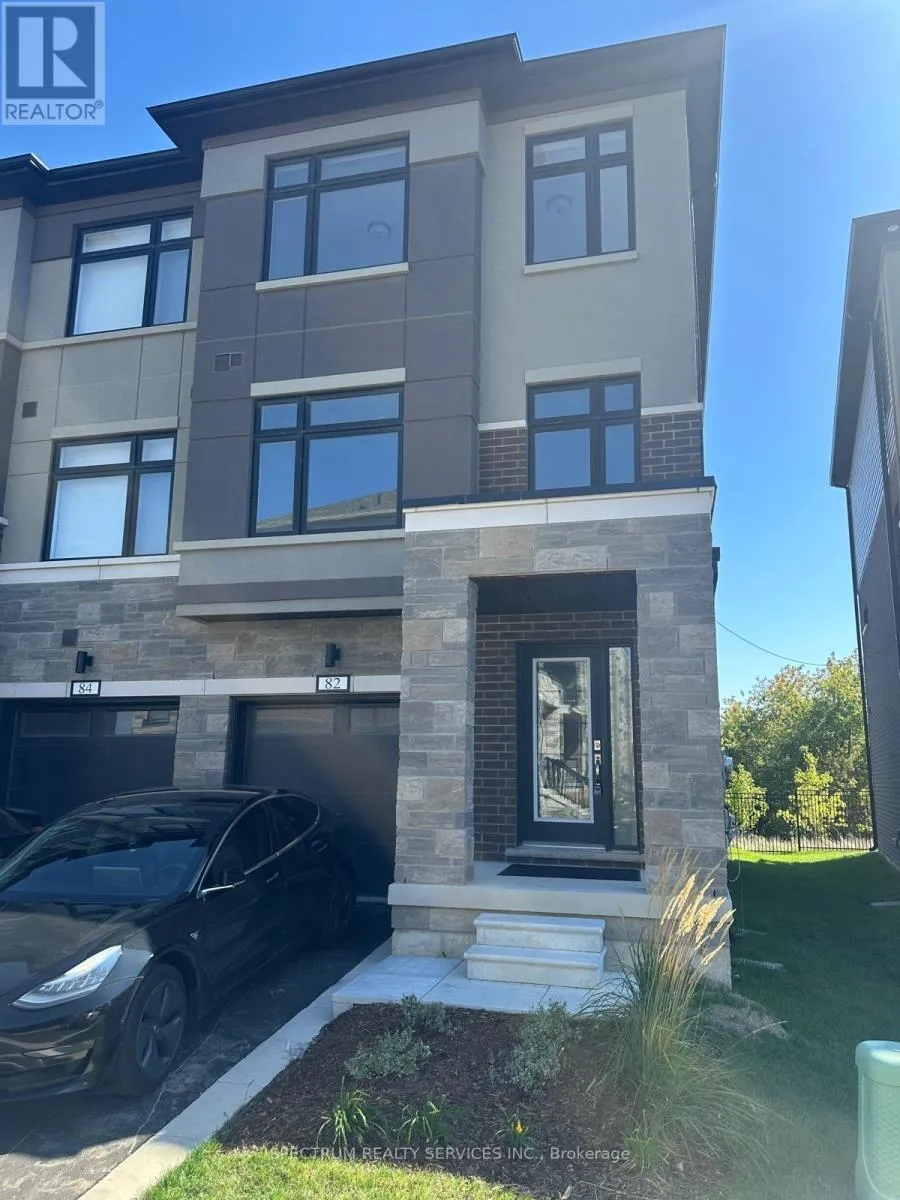 Row / Townhouse for rent: Lot 68 - 82 Fieldridge Crescent, Brampton, Ontario L6R 4G6