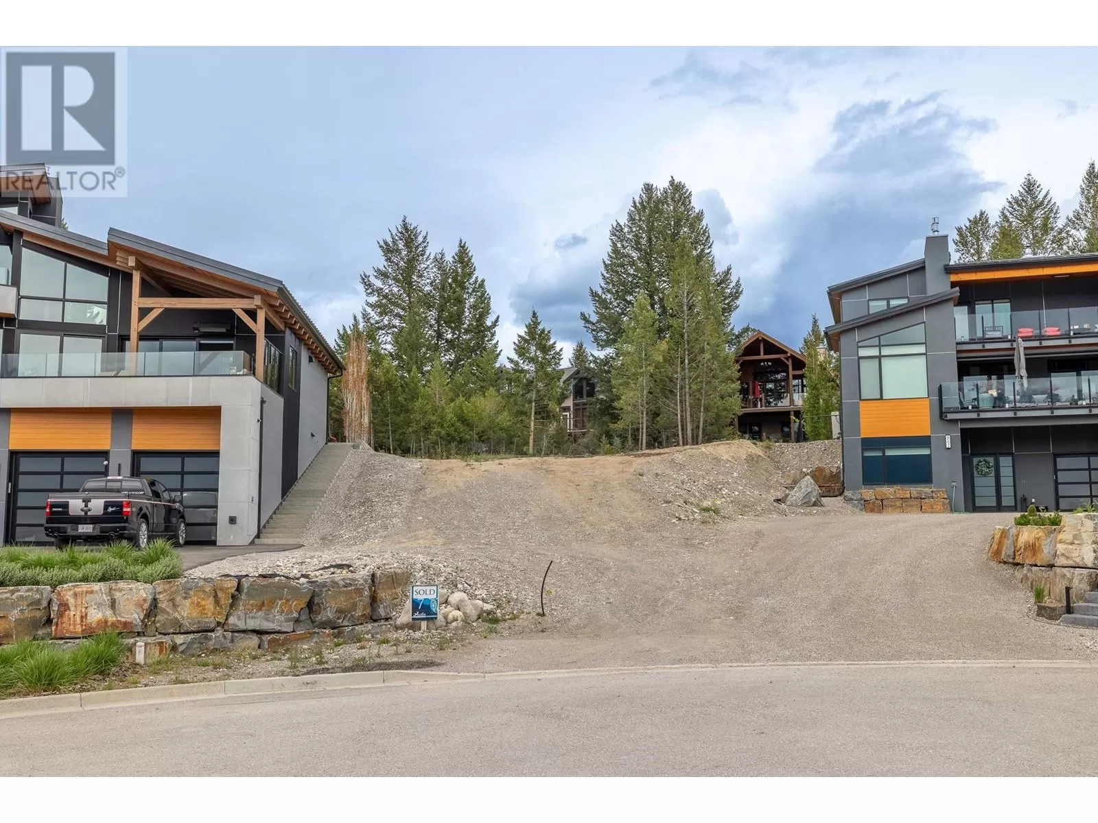 Other for rent: Lot 7 Antler Ridge Road, Windermere, British Columbia V0B 2L0