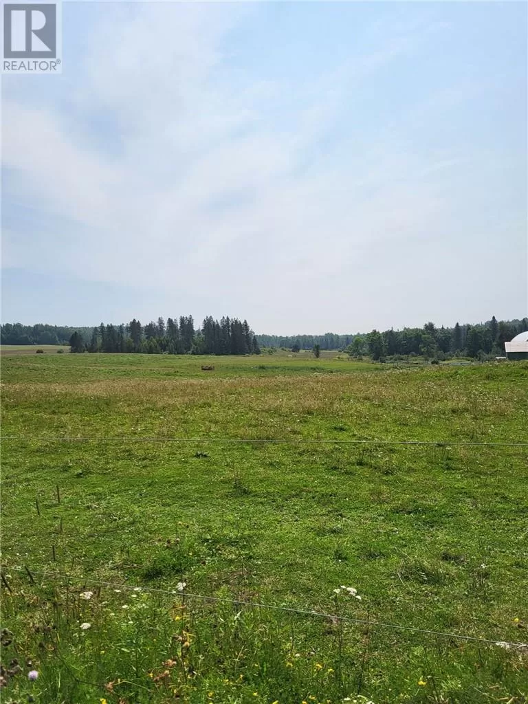 Recreational for rent: Lot 850 Hwy 539 Highway, Markstay, Ontario P0H 2N0