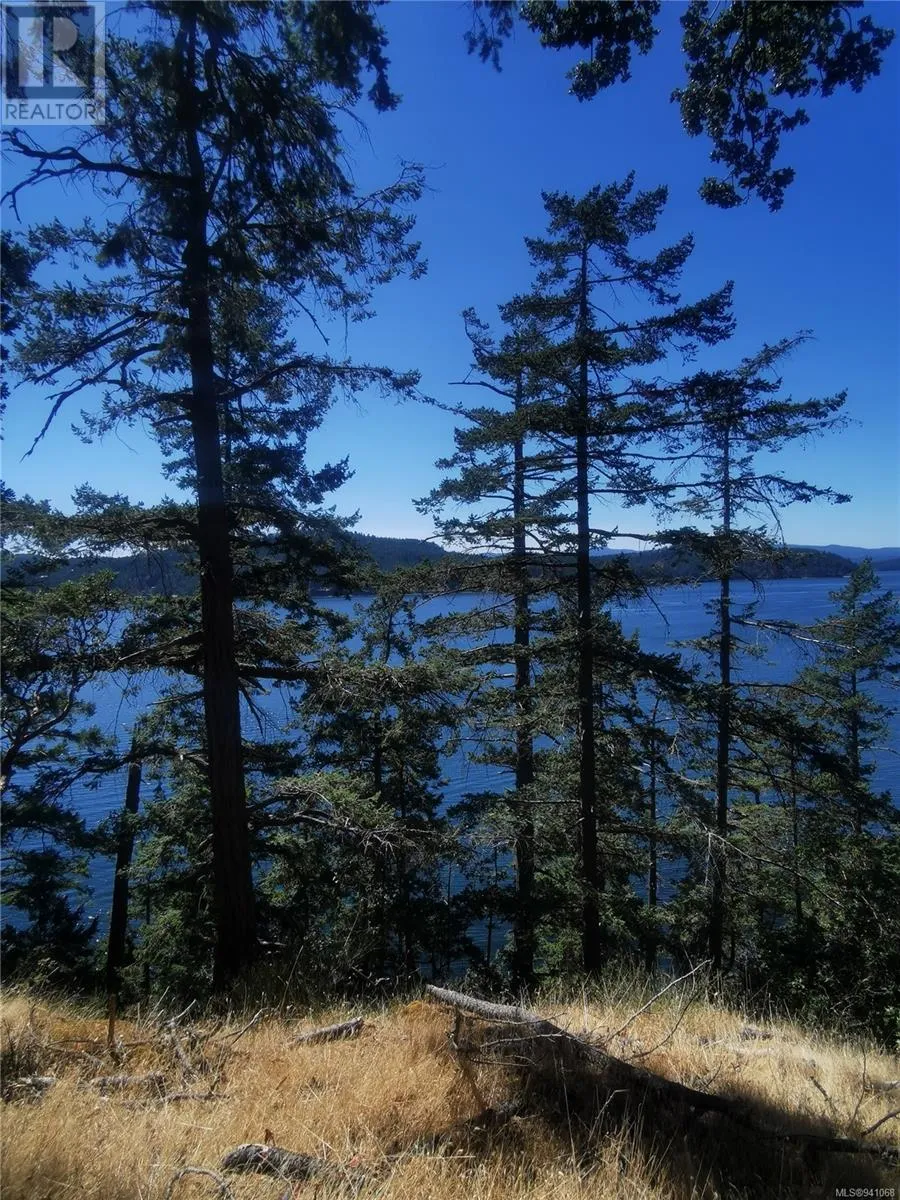 Lot 9 Beechwood Dr, Mayne Island, British Columbia V0N 2J2