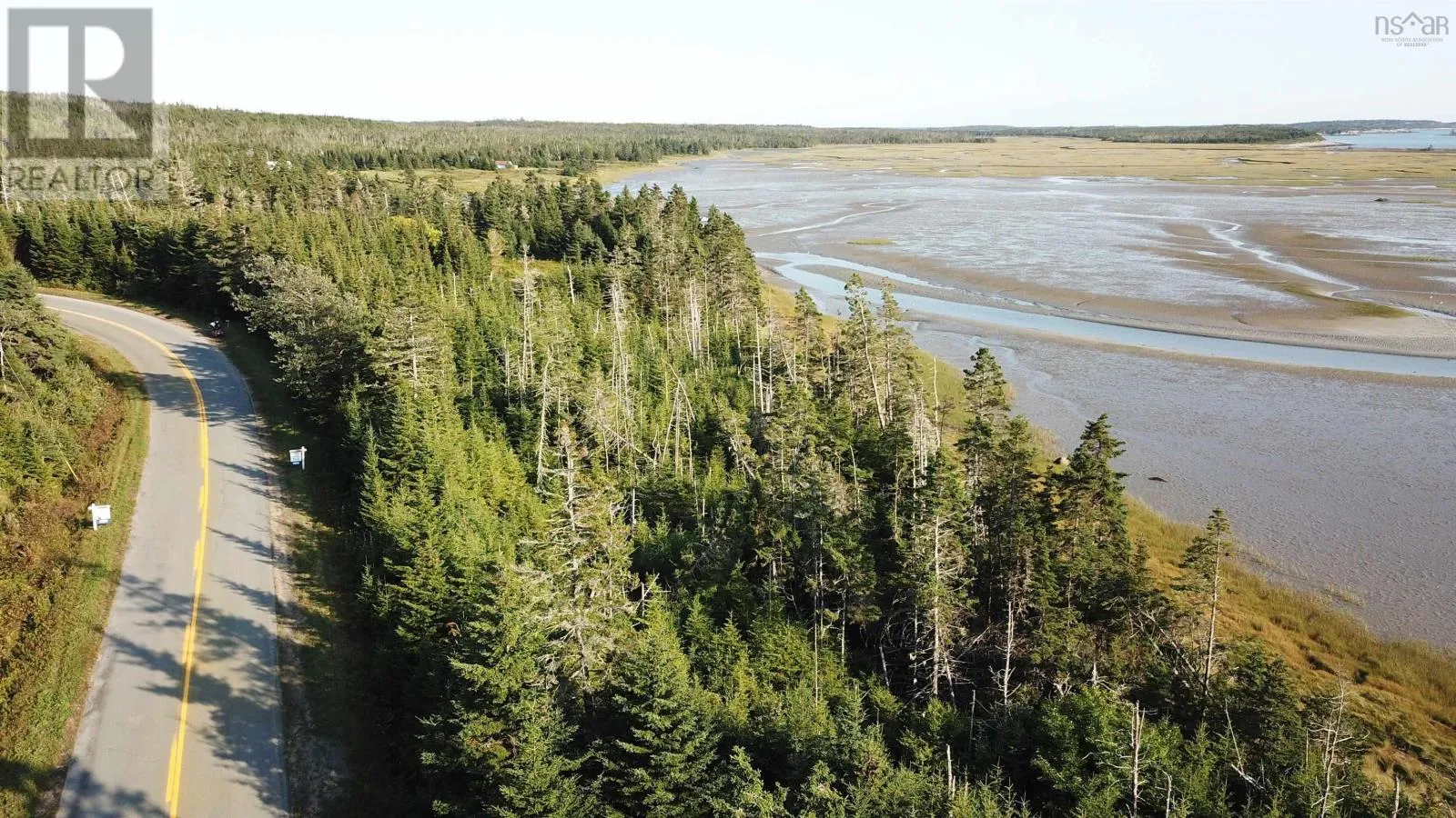 Lot No. 725 Highway, Clam Harbour, Nova Scotia B0J 1Y0