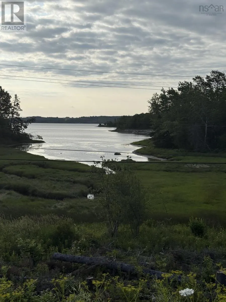 Lot-18 Harbour Centre, Antigonish, Nova Scotia B2G 2L2