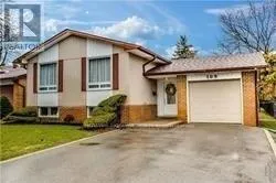 House for rent: Lower - 109 Centre Street E, Richmond Hill, Ontario L4C 1A3