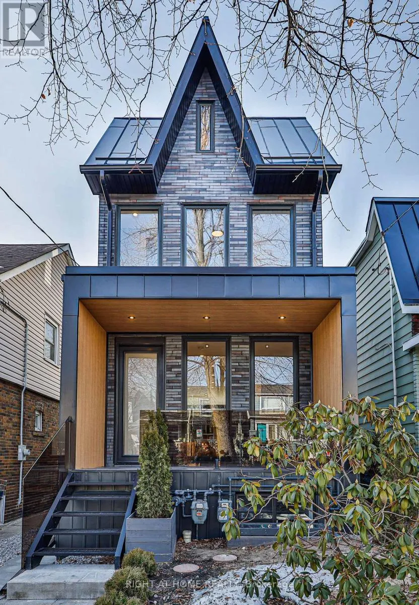 House for rent: Lower - 11 Merrill Avenue W, Toronto, Ontario M4C 1C4